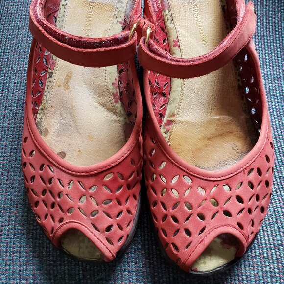 Red Jambu "Journey" mules/clogs - Picture 1 of 3